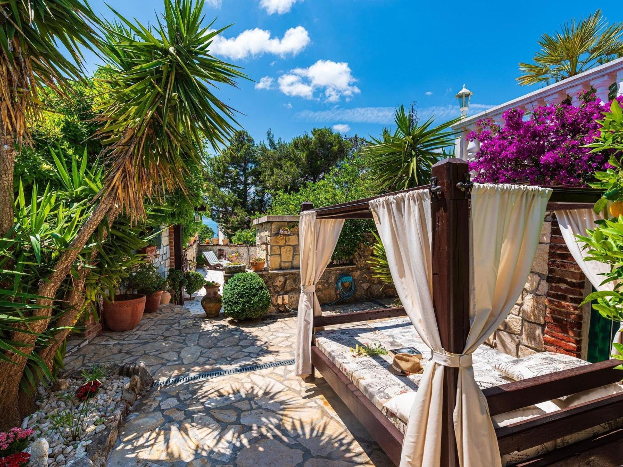 Beautiful Holiday Home With Private Pool, Nice Garden With Relax Area, Taverne Maslenica Extérieur photo